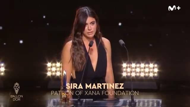❤️ La Fundación Xana se lleva el 𝐏𝐫𝐞𝐦𝐢𝐨 𝐒𝐨́𝐜𝐫𝐚𝐭𝐞𝐬 por su labor social y compromiso humanitario. Luis Enrique Ramos Díaz #BallonDor #ElDíaDespués #BalónOroMovistarPlus