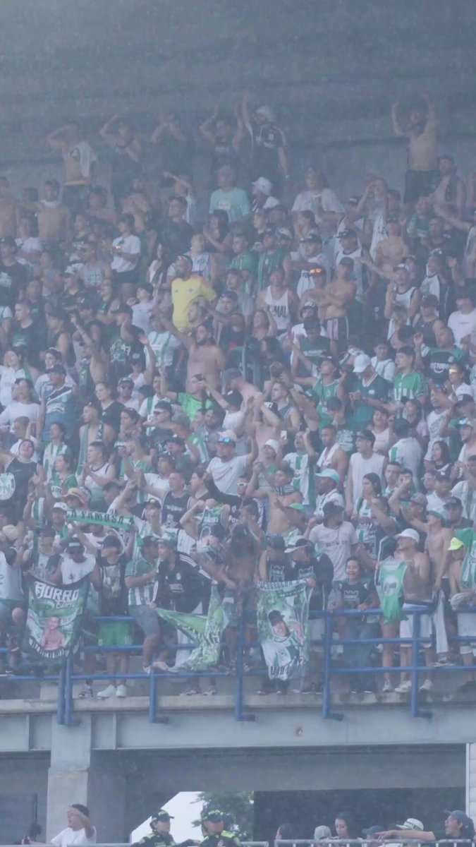 Nuestro gerente de rendimiento, Pablo Rotolo, acompaña al equipo profesional, en la preparación física de nuestros jugadores. Míralo completo en Atlético Nacional TV 📺 #VamosTodosJuntos🇳🇬