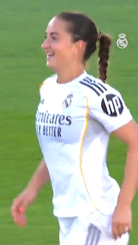✌️ ¡D de Däbritz, D de DÖBLETE! 🎯 Sara Däbritz