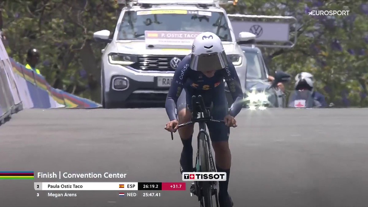 🥈 Enhorabuena a Paula Ostiz y a toda la delegación de la Real Federación Española de Ciclismo ya allí en #Kigali2025. Magnífica plata que ojalá sea sólo la primera de la semana 👏