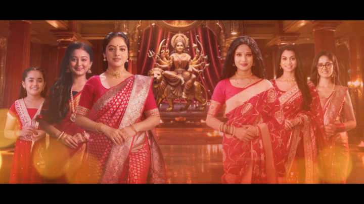 Hogi sachchai ki jeet aur buraai ka vinaash, iss navratri likha jaayega ek naya itihaas. ✨ Dekhiye #NavratriSpecial, 22 September se 2 October, har roz shaam 6:30 baje se, sirf #Colors aur JioHotstar par. #Sanika #DeepikaSingh #AyeshaSingh #EshaSuryawanshi #SanchiBhoyar #ShrutiBhist