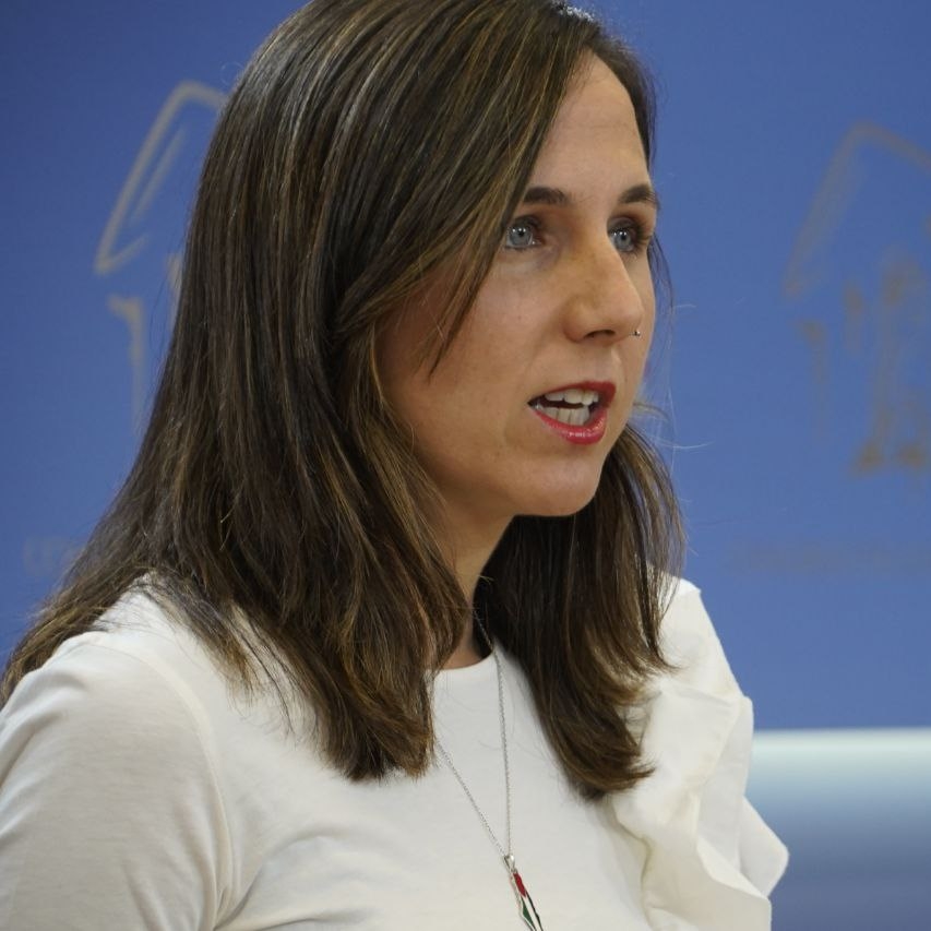 Hoy se confirma que el embargo de armas a Israel anunciado por el Gobierno es un embargo FAKE que no impide el tránsito de armas por nuestro país y tampoco incluye a empresas españolas que son filiales israelíes. Necesitamos un embargo real ya, no este FAKE.