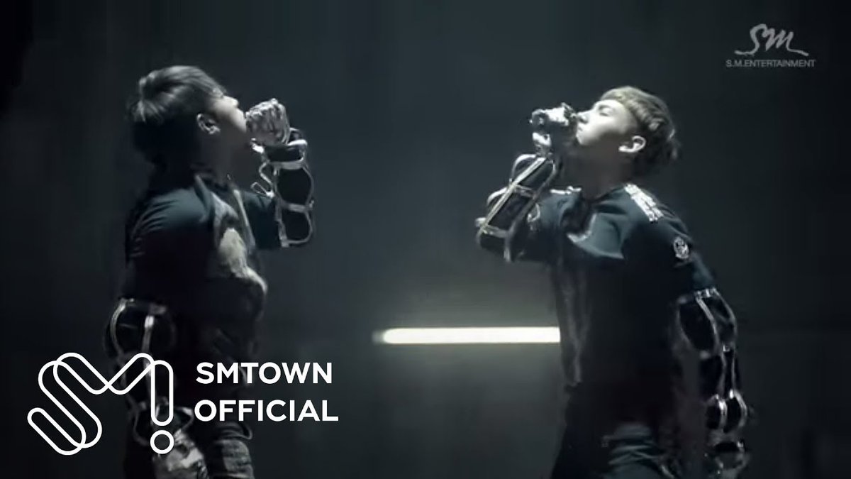 13 years ago today, TVXQ! released their 6th Album ‘Catch Me’ with the title track of the same name.