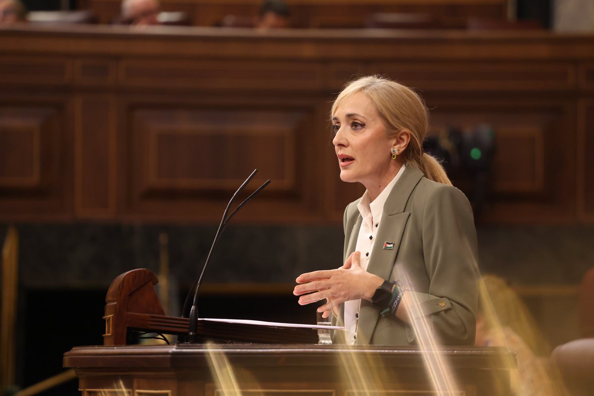 El permiso de maternidad y paternidad es un derecho reconocido a todas y todos los trabajadores. No podemos permitir que la derecha lo limite según la procedencia de las personas. No hay cabida en un Estado de derecho para medidas que generan desigualdades. 🏛️ carmen castilla