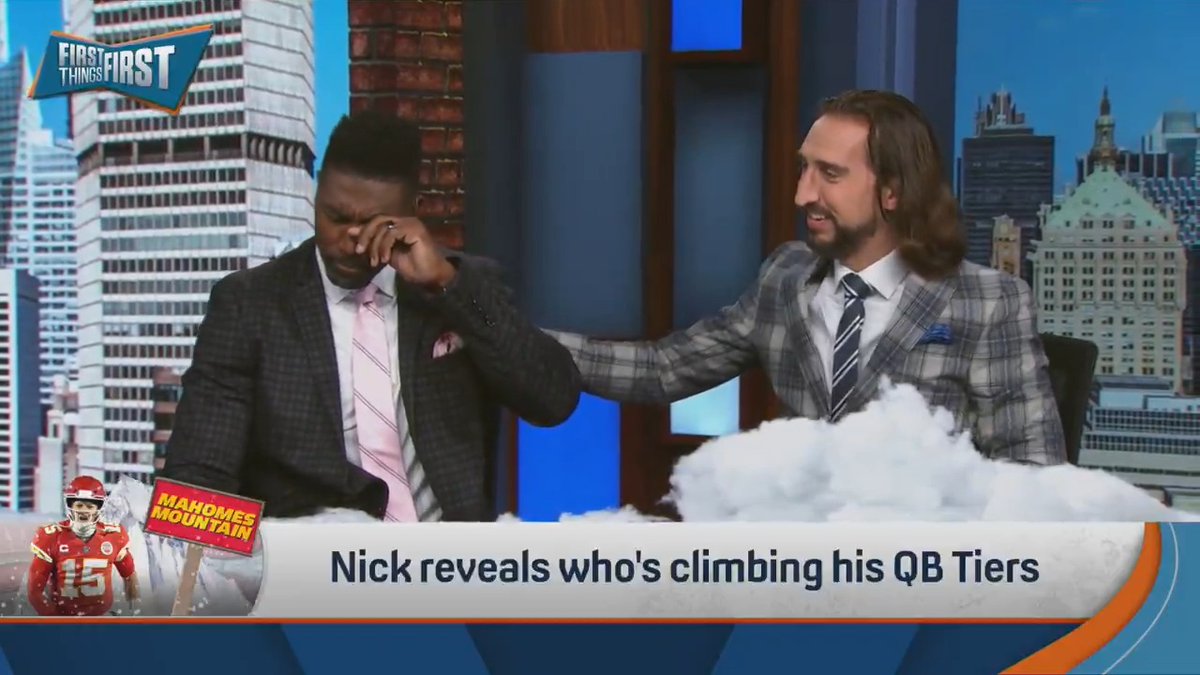 .Greg Jennings was emotional after seeing where Daniel Jones was on Mahomes Mountain this week 🥲 “This was amazing because I’ve been waiting for this moment.”