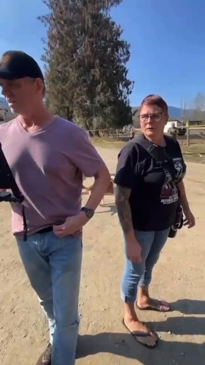 Jim Kerr confirms FIVE 53' trailers with hay bales being unloaded at the back end of the ostrich pens. I don't know exactly what this is for, but it is an indication that the cull operation is proceeding.