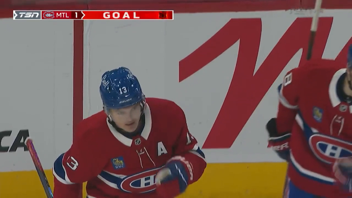 Suzuki ➡️ Hutson ➡️ Caufield The Habs look ready for the regular season. 🔥