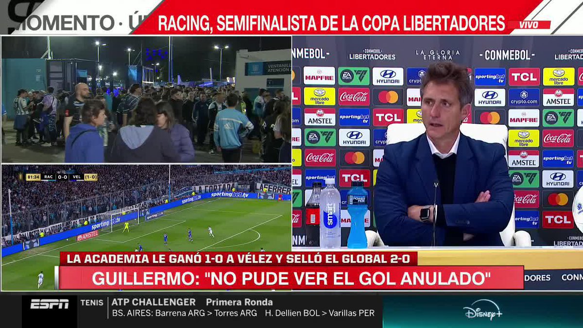 ¿PUDISTE VER LA JUGADA, MELLI? Guillermo Barros Schelotto se refirió al gol de Vélez anulado por el VAR ante Racing. 📺 Mirá TODA la CONMEBOL #Libertadores por #DisneyPlus Plan Premium