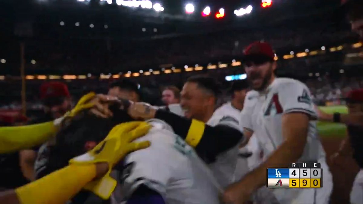 ドジャースが4-5で敗戦 カード初戦を落とす(88勝69敗) 大谷翔平が6回無失点と好投するも、 9回スコットが2失点で逆転を許しサヨナラ負け... ・投手大谷 6回91球5安打8奪三振0四球0失点 ・打者大谷 3打数0安打1四球 🎥MLB #大谷翔平 #タナスコ