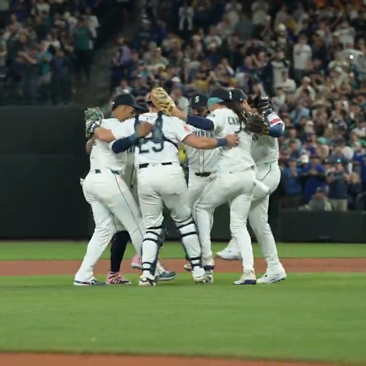 The Seattle Mariners will play in October! You love to SEA it 🔱