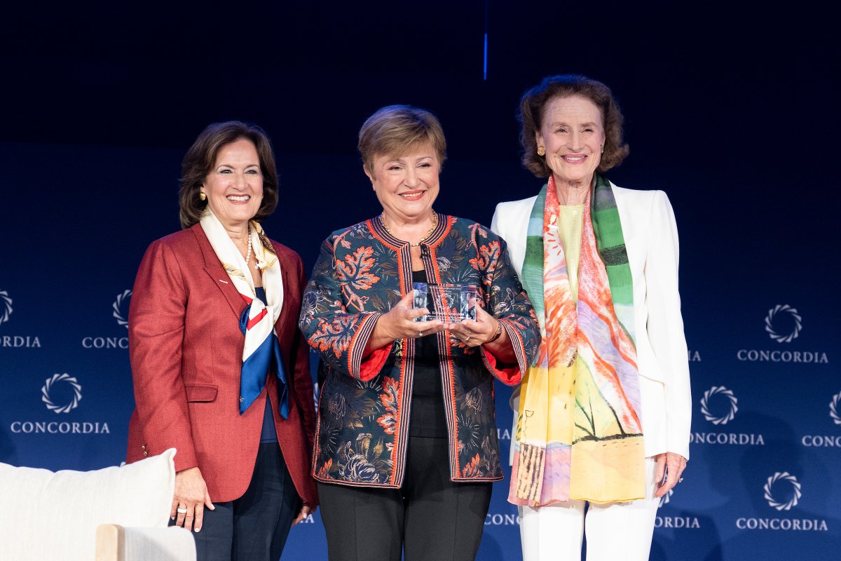 Honored to receive the Concordia Leadership Award—a moment to reflect on what leadership means to me: leading with purpose, creating opportunities, touching lives, and stepping up when it matters most.