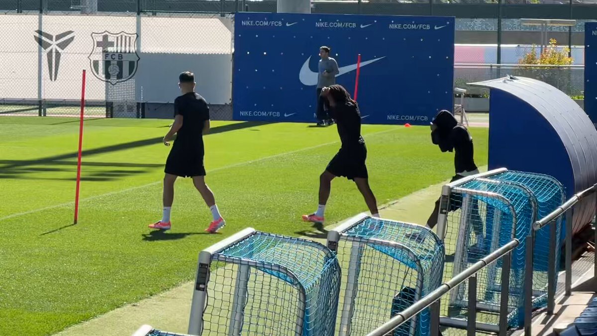 🎥 | Balde involved in group training again. He's expected to get medical green light between today and tomorrow. #fcblive