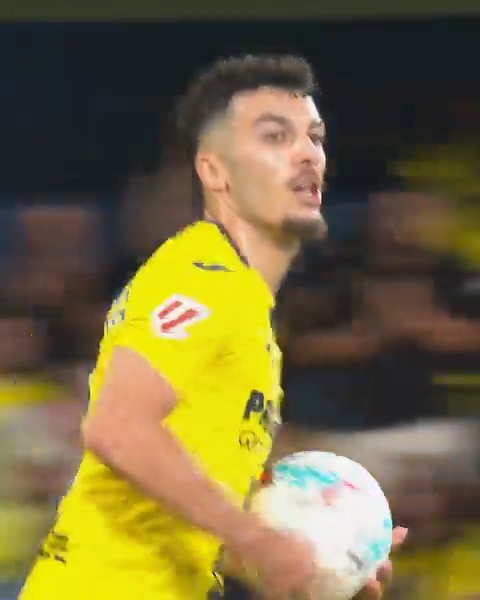 📽️⚽️ Georges Mikautadze'nin Villarreal formasıyla attığı ilk gol!