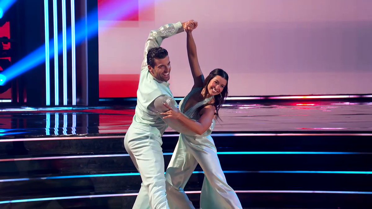 Jen Affleck and pro Jan Ravnik perform a Quickstep to “Take On Me” by a-ha.