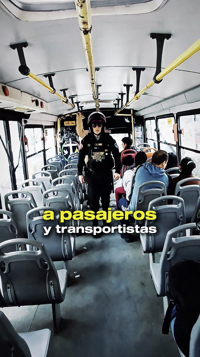 👮🏽‍♀️👮🏽‍♂️ ¡Policía Nacional del Perú resguarda tu viaje en el transporte público! Efectivos motorizados de Los Halcones brindan servicio de seguridad a empresas de transporte y garantizan el bienestar de conductores y pasajeros. 🗞️ Conoce más: #FirmesContraElCrimen