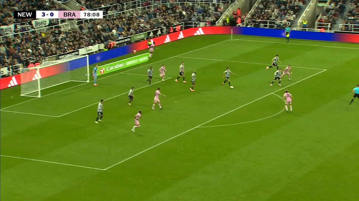 Boyhood Geordie Andy Cook has just scored a beauty at St James' Park to get Bradford on the scoresheet! 🔥