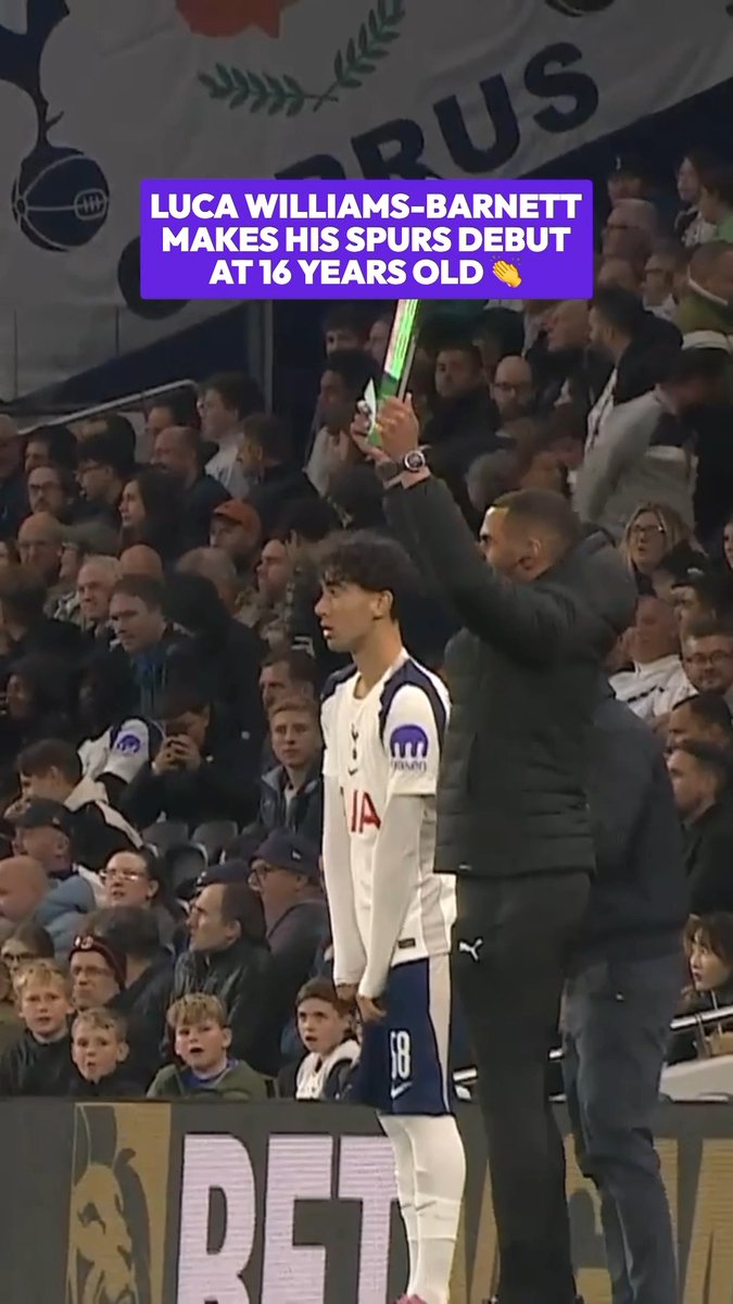 The moment Luca Williams-Barnett made his debut 🤍 The 900th player to represent Tottenham Hotspur 🙌