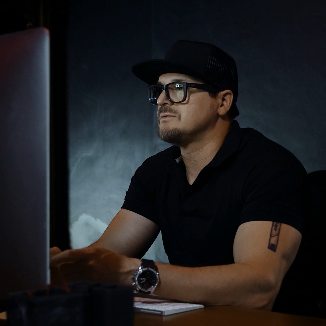 An American Legion Commander calls upon Zak and team to clear his Post of the negative entities taunting their members. A new #GhostAdventures: House Calls starts now!