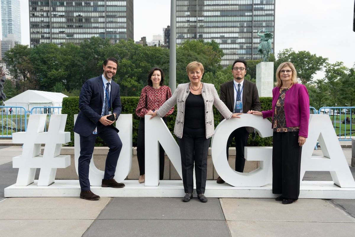Wrapping up a week of engagements and bilats at #UNGA80. Discussions focused on the profound shifts underway—in trade, technology and geopolitics—and the impact of heightened uncertainty on the global economy. The IMF continues to help members navigate these challenges.