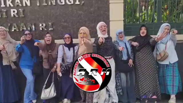 Ternyata , GIBRAN TIDAK PUNYA IJASAH ! lebih parah dari bapake. Mau Indonesia tambah hancur? Ayo selamatkan Indonesia