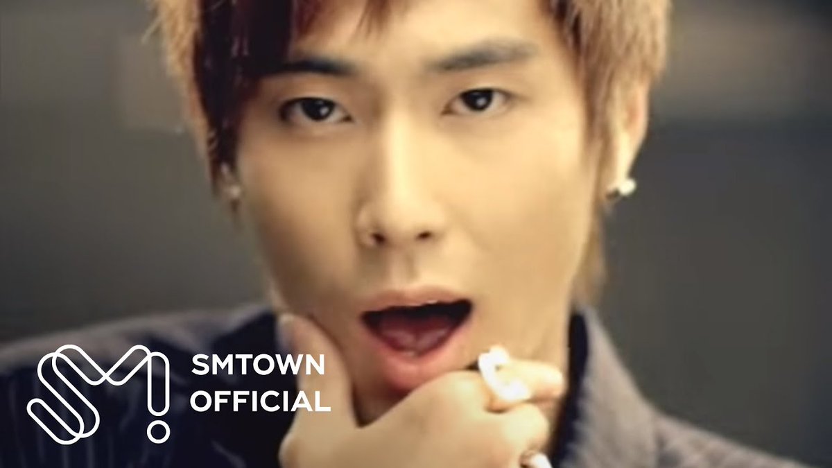 17 years ago today, TVXQ! released their 4th Album ‘MIROTIC’ with the title track of the same name.