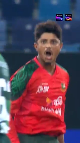 Tanvir Ahmed's statement before the Asia Cup : "I think Saim Ayub will hit Jasprit Bumrah for 6 sixes in this Asia Cup". - After playing 6 matches, Saim Ayub had 4 ducks🦆, the most by any player in Asia Cup history🤪 - What's your take🤔 #PAKvsBAN