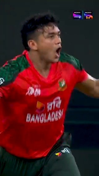 Another day, another right prediction from Irfan Pathan ✅ 😎 Watch #PAKvBAN LIVE NOW on the Sony Sports Network TV channels & Sony LIV. Irfan Pathan | #DPWorldAsiaCup2025