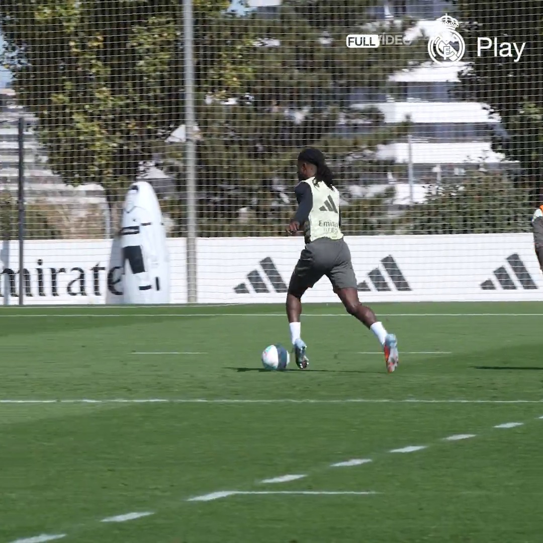💨 Eduardo Camavinga 💨 🆕 INSIDE TRAINING 👉 RM Play