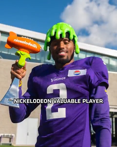 Sliiiiime NFL on CBS 🏈 | Nickelodeon