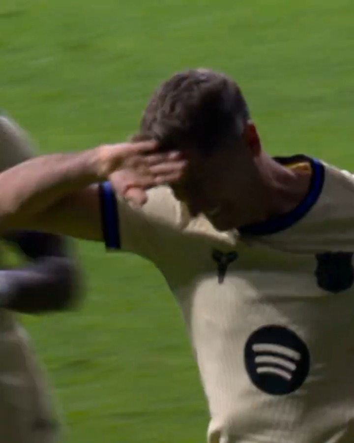 ⚽️5 minutos son suficientes para que Lewandowksi adelante al Barça.