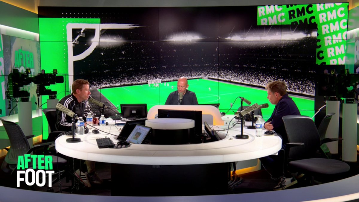 🎙 Daniel Riolo : "Si jamais ils vont gagner à la Meinau et que l'émotion est canalisée...Marseille peut envoyer un gros message. C'est une période qui peut être extraordinaire pour l'OM. Tu bats le PSG, Strasbourg et l'Ajax en Ligue des Champions à domicile."