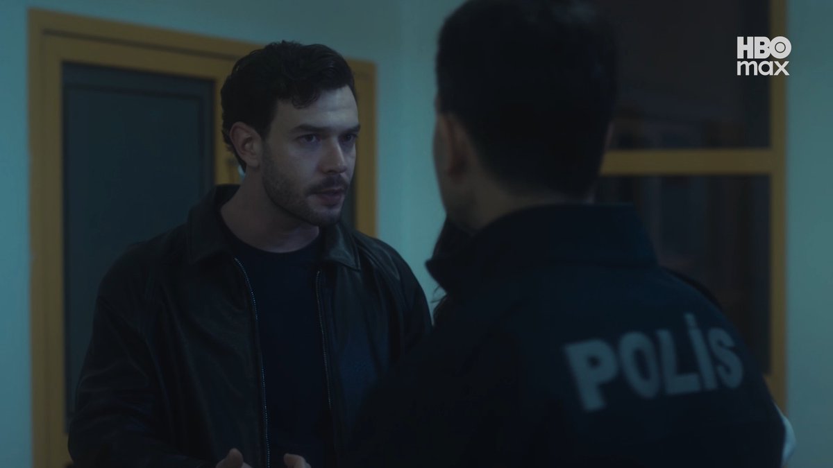 KAOS HER YERDE! Merakla beklediğiniz yeni dizi Kaosun Anatomisi, ilk bölümüyle şimdi sadece HBO Max'te.