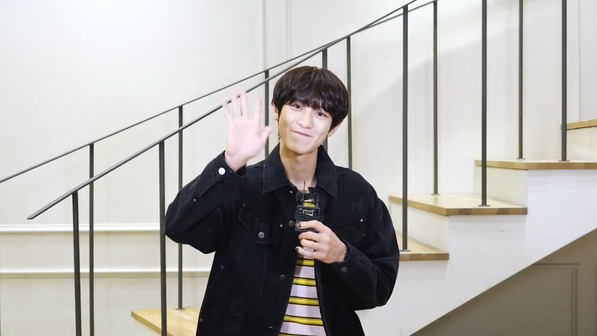 ◤New Release◢ #EXO の #CHANYEOL が 日本1stミニアルバム "#日々" をリリース🎊 本人が作詞・作曲に参加した楽曲も！ 日常の大切さを噛みしめながら聴いてみて🎶 ▶︎ EXO_NEWS_JP