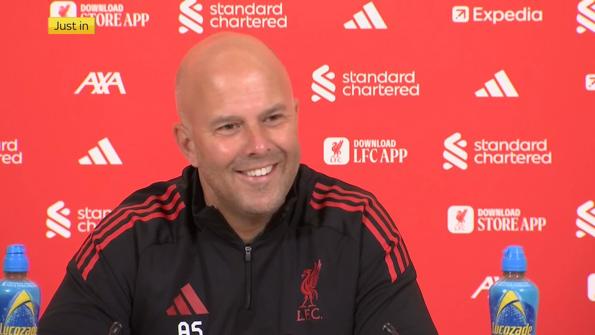"He said sorry straight away to his teammates" Arne Slot discusses Hugo Ekitike's suspension ahead of Liverpool's game against Crystal Palace this weekend 🔴