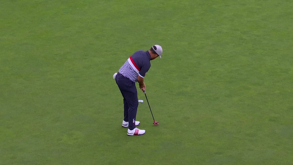 *golf clap* Schauffele/Cantlay stay 1UP. #GoUSA