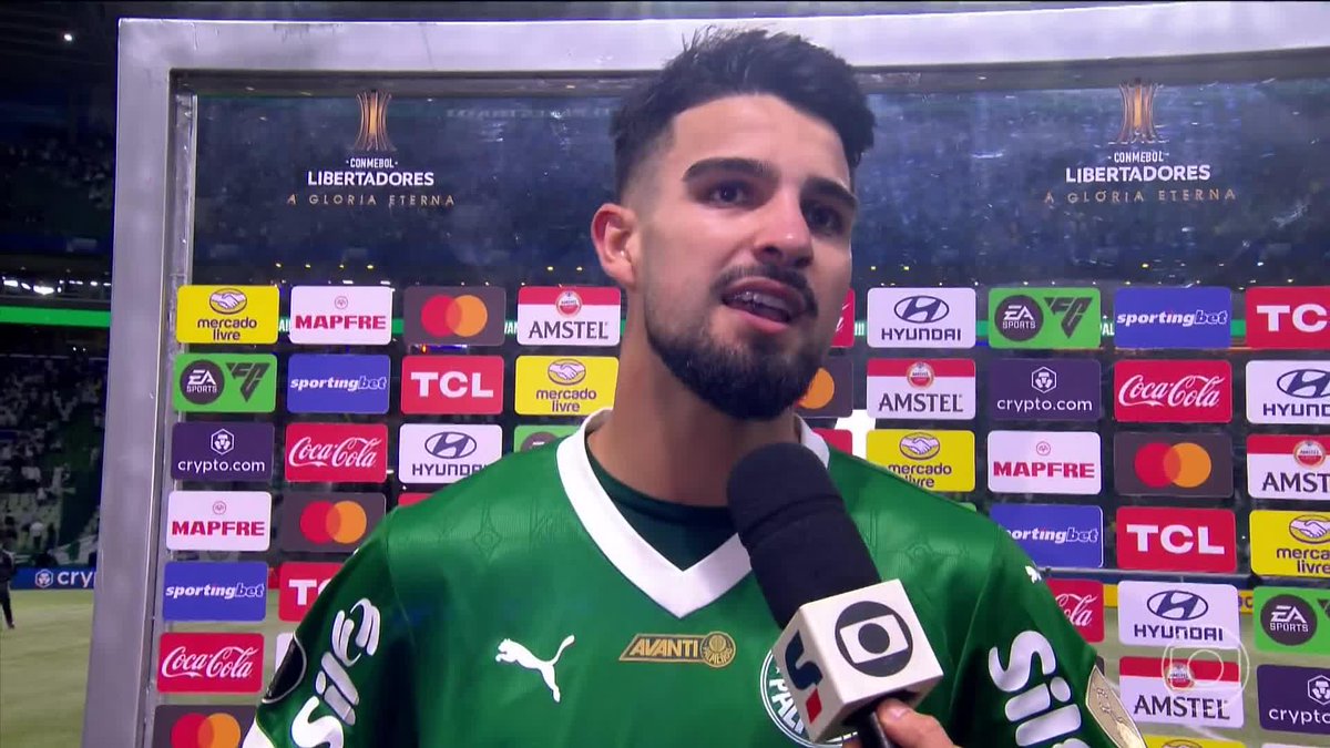 O Flaco Lopez fala muito bem português! 🇦🇷👏
