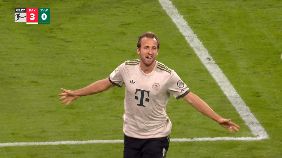 HISTORY IS MADE! 👏 Harry Kane becomes the fastest player to score 1️⃣0️⃣0️⃣ goals for a top five European side in the 21st century, smashing Cristiano Ronaldo and Erling Haaland's record ⚽ 📺 Watch Bayern Munich vs Werder Bremen live on The Overlap: