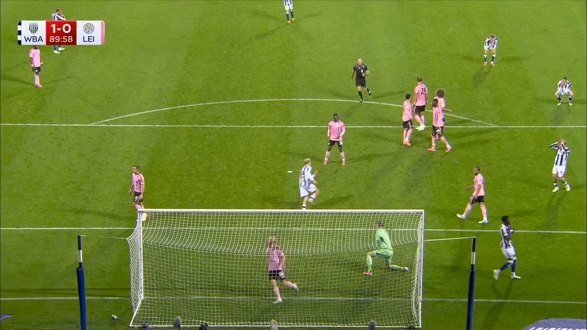 HOW has Josh Maja missed from there?! 🫣