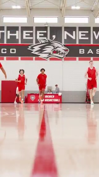 Day☝️ of official practice ✅ #GoLobos