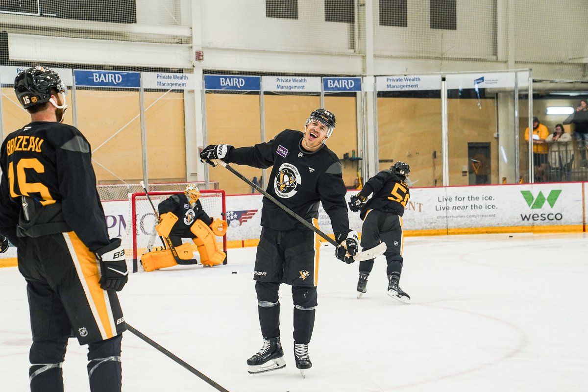 Geno and Flower banter. Just like old times 🫶