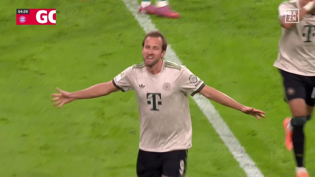 🏴 5試合で10ゴール 🌪 ケインがブンデスリーガ開幕5試合で早くも二桁得点に到達。 バイエルンで通算100ゴールも達成した。 🎥:DAZN Japan