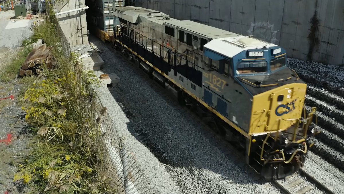 Today, CSX celebrated the reopening of the expanded Howard Street Tunnel! This project unlocks double-stack #freight movement through Baltimore, boosting the I-95 corridor & Maryland’s economy. Huge thanks to our partners & all the hardworking teams who made it happen! Learn more: #ONECSX