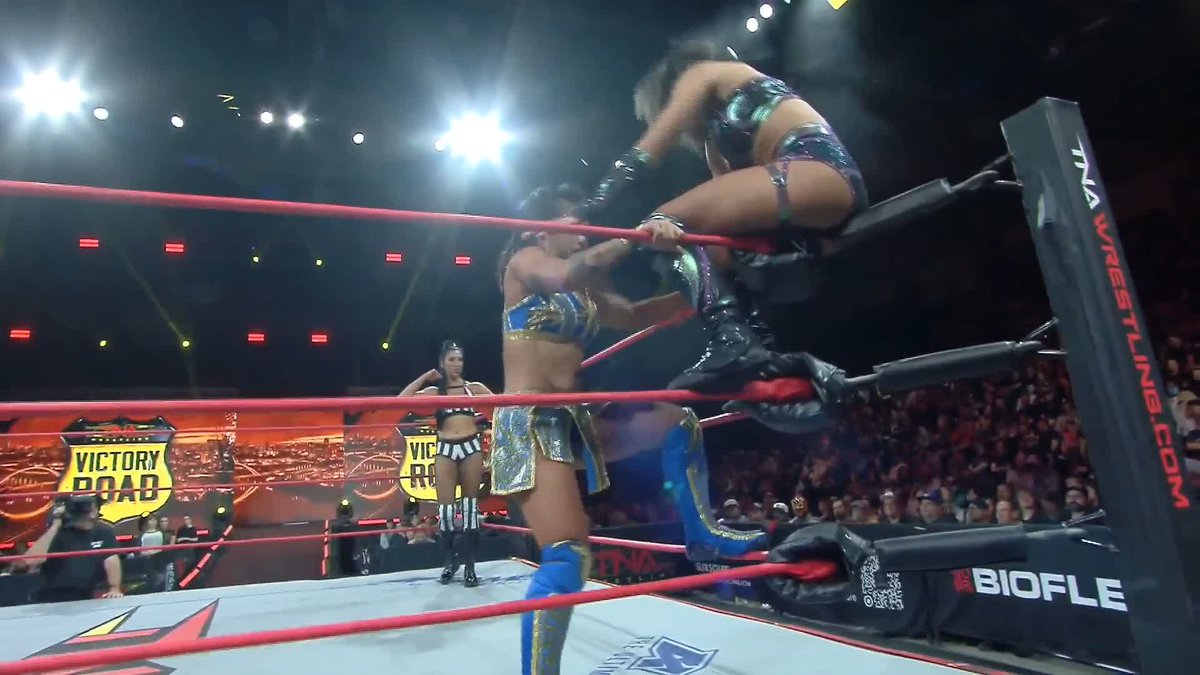 .雷影 .李 (Léi Yǐng .Lee) just hit Kelani Jordan with a top rope Hurricanrana! WATCH #TNAVictoryRoad on TNA+: Use code VICTORY25 for one free month of TNA+: