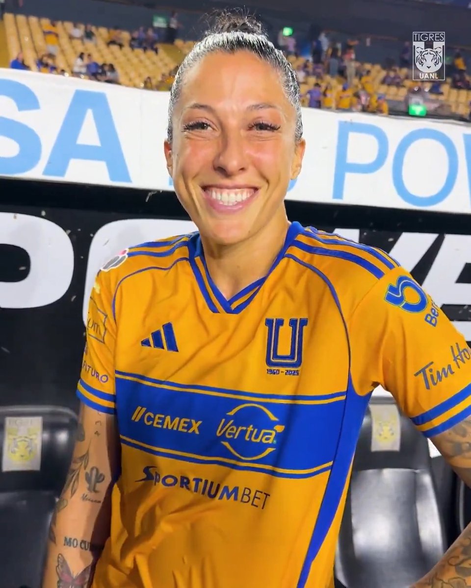 ¡Y efectivamente, nuestra Campeona del Mundo se alocó! 🤪 ¡Póker y así nos habla Jenni de su gran noche!
