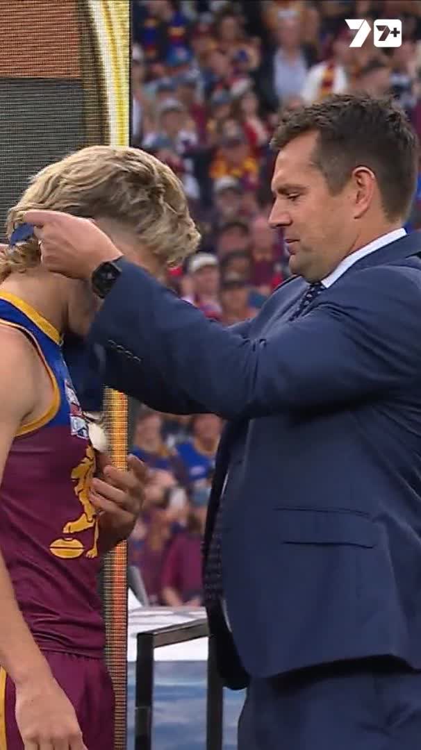 It's BACK TO BACK Norm Smith Medals for Will Ashcroft! #AFLGF