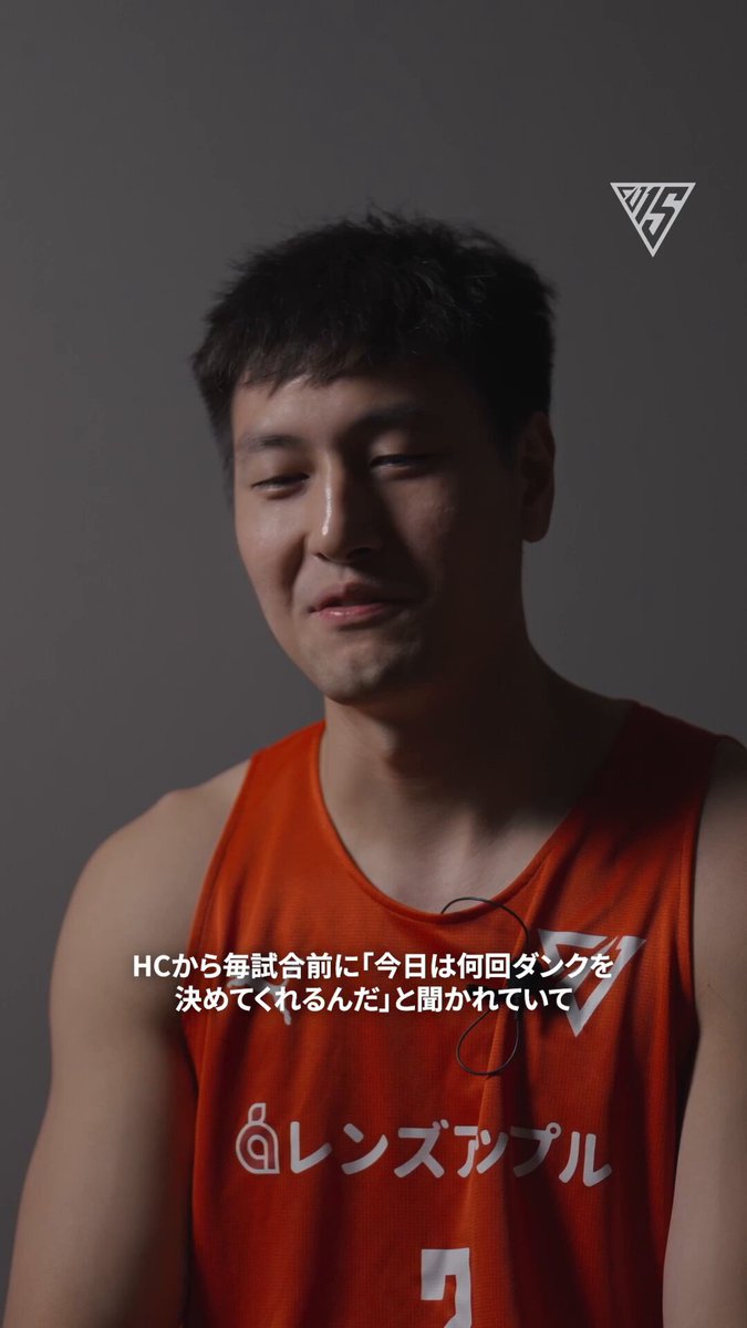 【#ジェッツチャンネル】今季 #千葉ジェッツ 所属2年目を迎える選手にフォーカスしたインタビューシリーズ第三弾は #マイケル・オウ 選手📺CSのA東京戦ではダンクを連発するなど本来の姿を発揮し、インサイドの救世主として躍動したマイク🙌❤️‍🔥しかし、その活躍に至るまでの苦悩にも焦点を当て、来日1年目を振り返ってもらいました🎙️ ご視聴はこちら▼