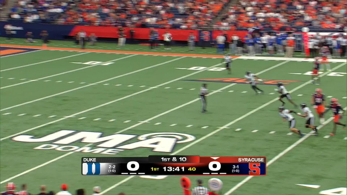 Caleb Weaver making plays on the first drive of the game 😈