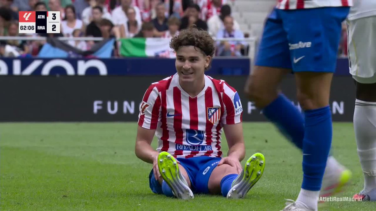¿De dónde nace el tiro libre de la Araña? SI, DE UNA FALTA DE MASTANTUONO A JULIÁN ÁLVAREZ.
