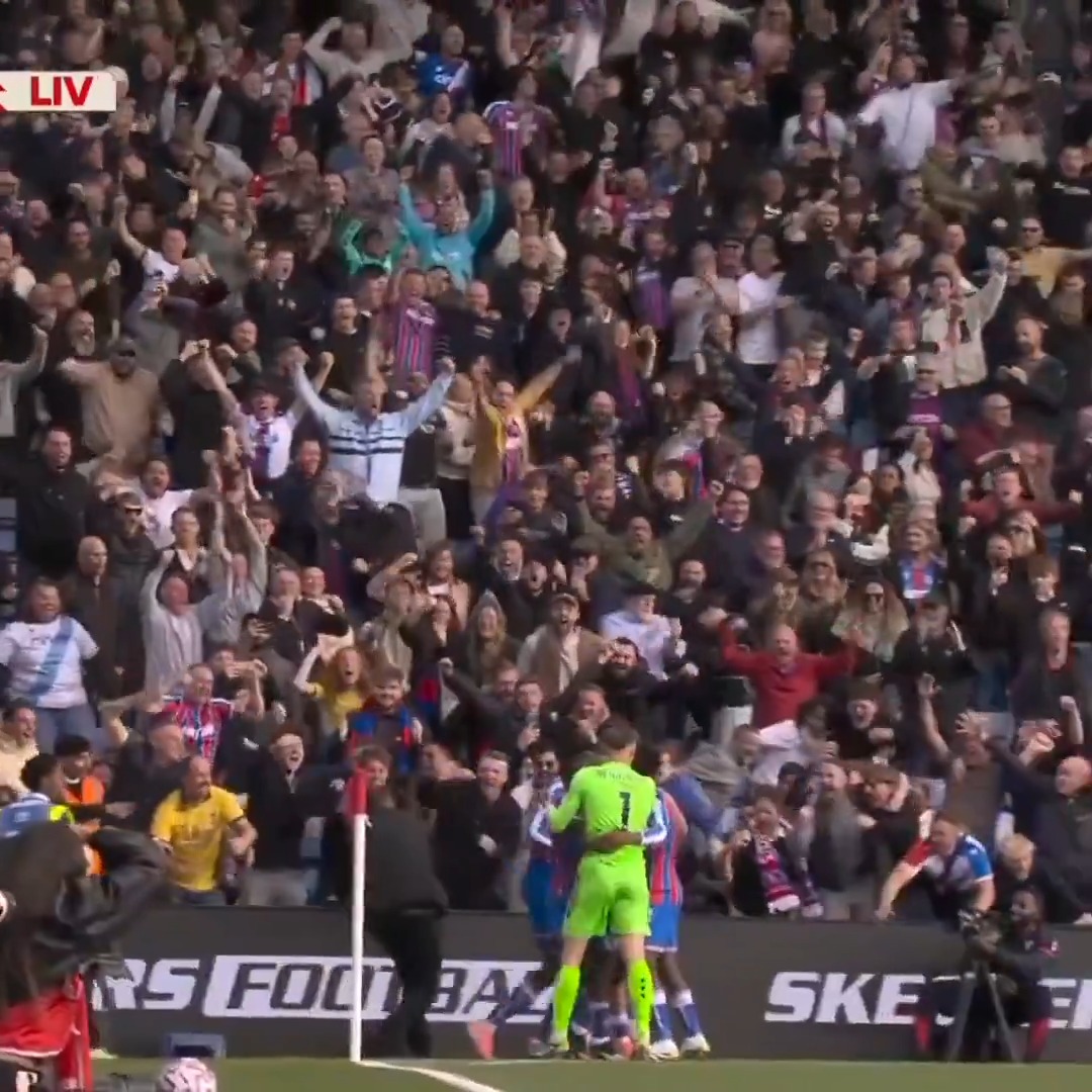 WHAT A NOISE AT SELHURST PARK. EDDIE NKETIAH WINS IT FOR CRYSTAL PALACE IN STOPPAGE TIME.