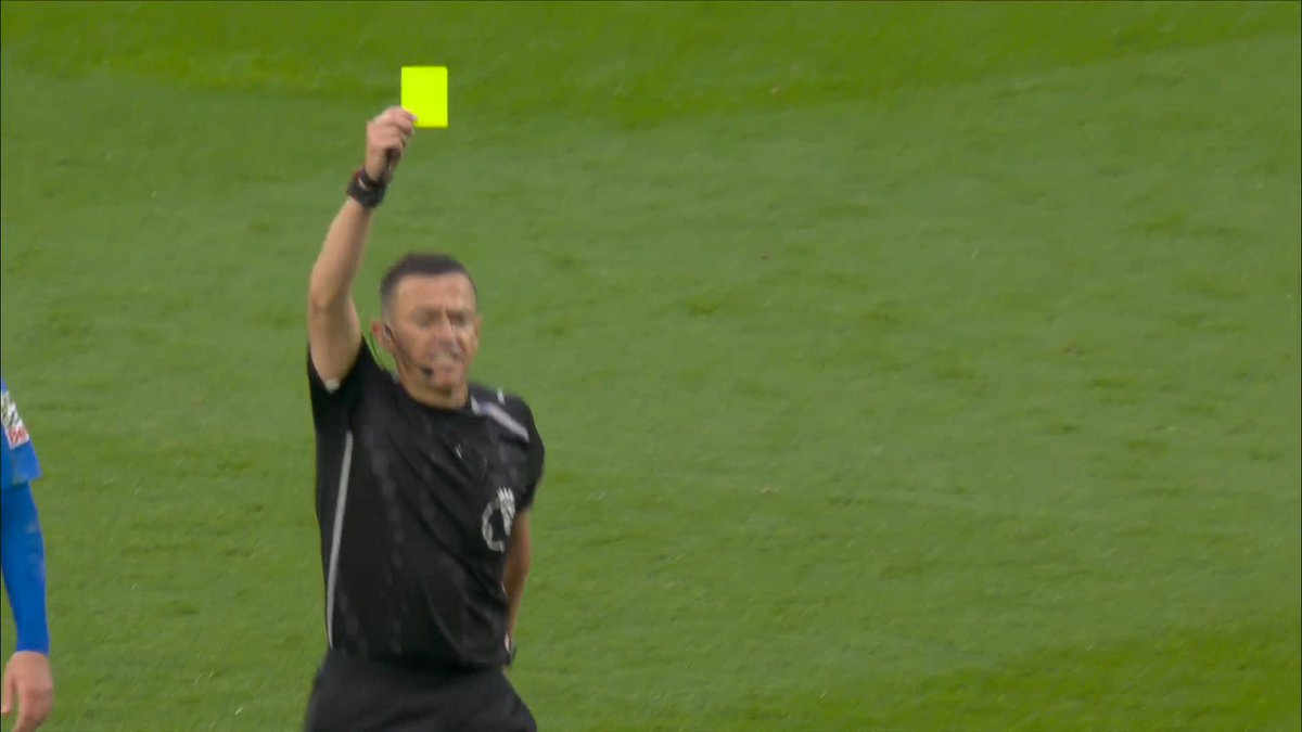 "I can't get my head around it!" "A really, really poor decision!" Were Sunderland right to be awarded the free-kick that led to their opener against Nottingham Forest? 🤔⬇️